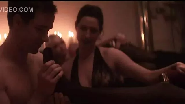 Creamed Oben auf reife frauen kostenlos der Bar