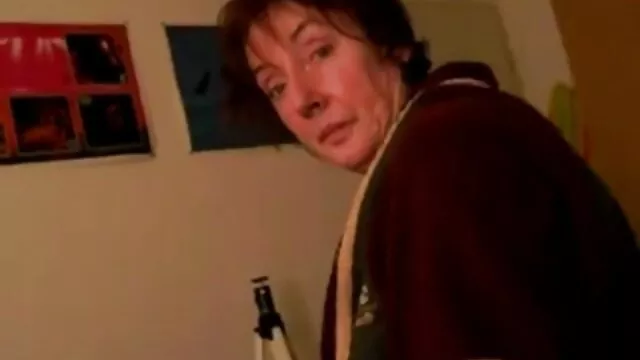 Zwei reife sex video Jungs geben es Nozomi Uehara unzensiert