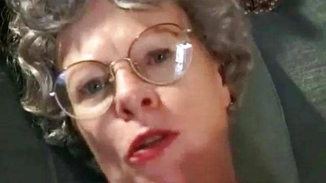 Geile kostenlose reife frauen videos TS Selbst Saugen