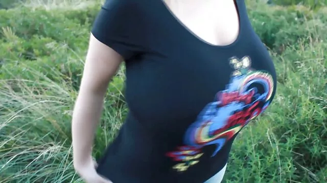 Vollbusige amateur Freundin saugt und erotische filme mit reifen frauen fickt