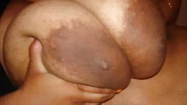 EXOTIC4k sex filme reife frauen Eifrig Biber SCHLEIFT großen harten Schwanz